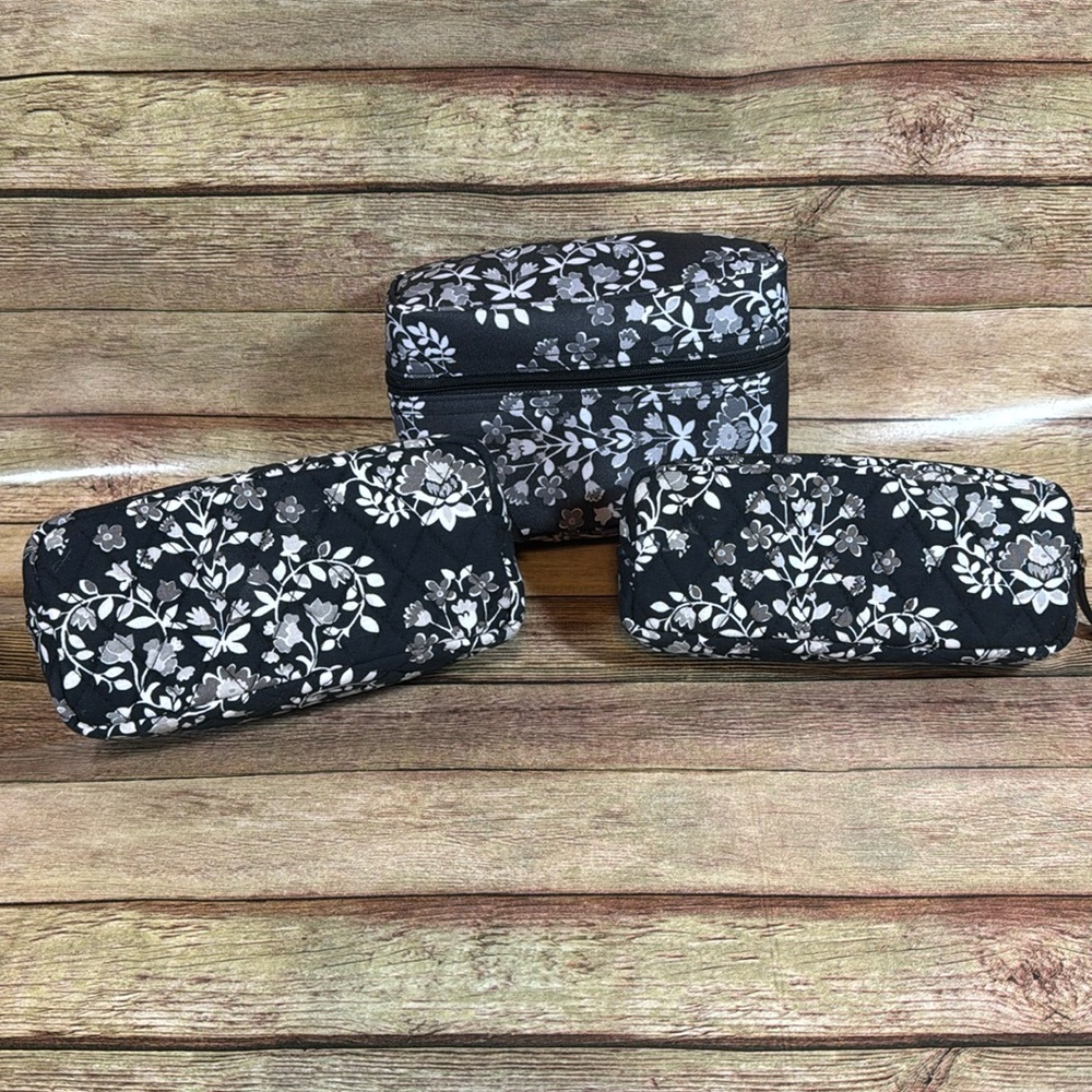 NWOT Vera Bradley makeup bag 3 piece set